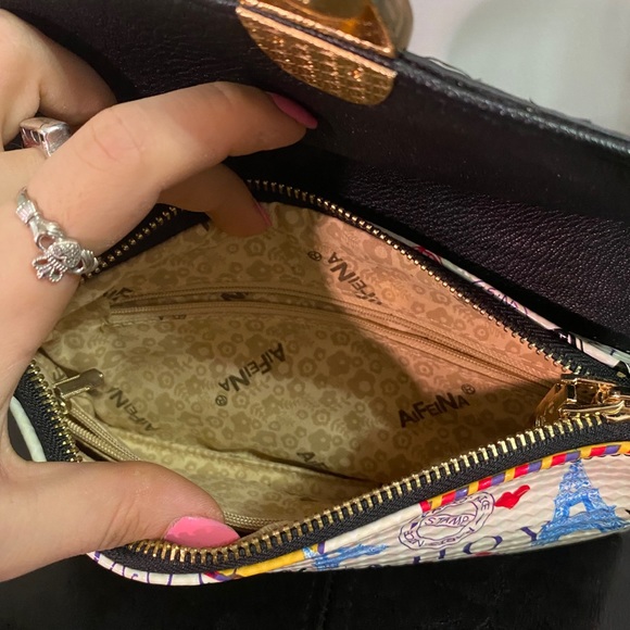 Vintage Unique Handbag - Picture 4 of 4